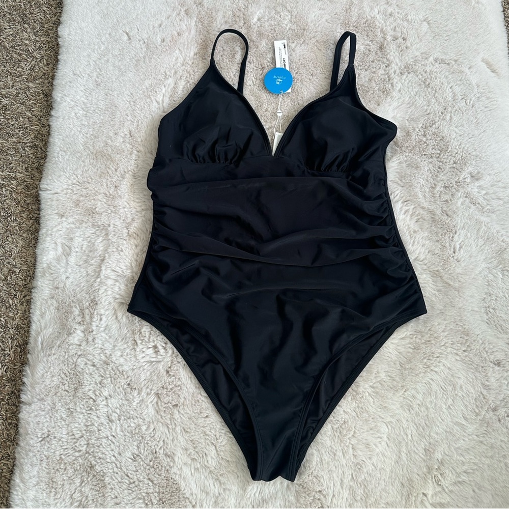 Cupshe Classic Black V-Neck One Piece Swimsuit